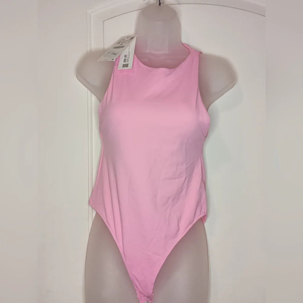Elegant Butterly Barbiecore‎ Pink Sleeveless ZARA Bodysuit (#1,025)